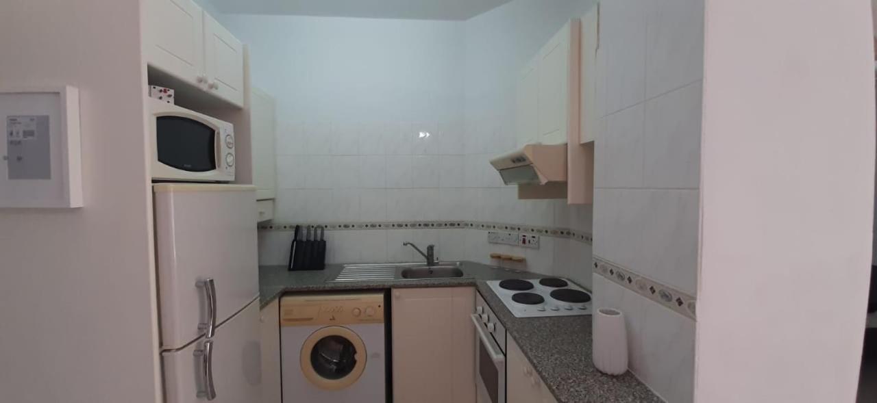 Limnaria - Superb, Modern 1br With Pool Views Paphos