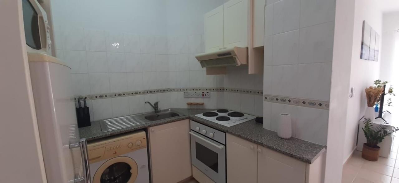 Limnaria - Superb, Modern 1br With Pool Views