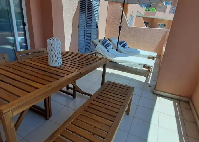 Limnaria - Superb, Modern 1Br Apt With Pool Views