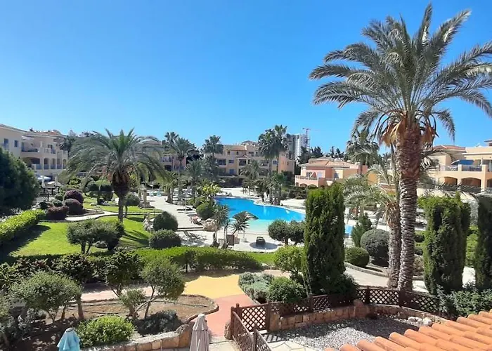 Limnaria - Superb, Modern 1Br Apt With Pool Views
