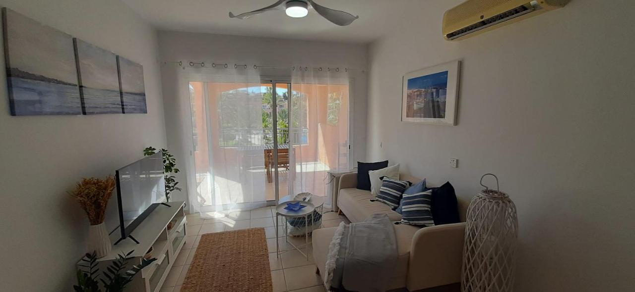 Limnaria - Superb, Modern 1br With Pool Views * Paphos